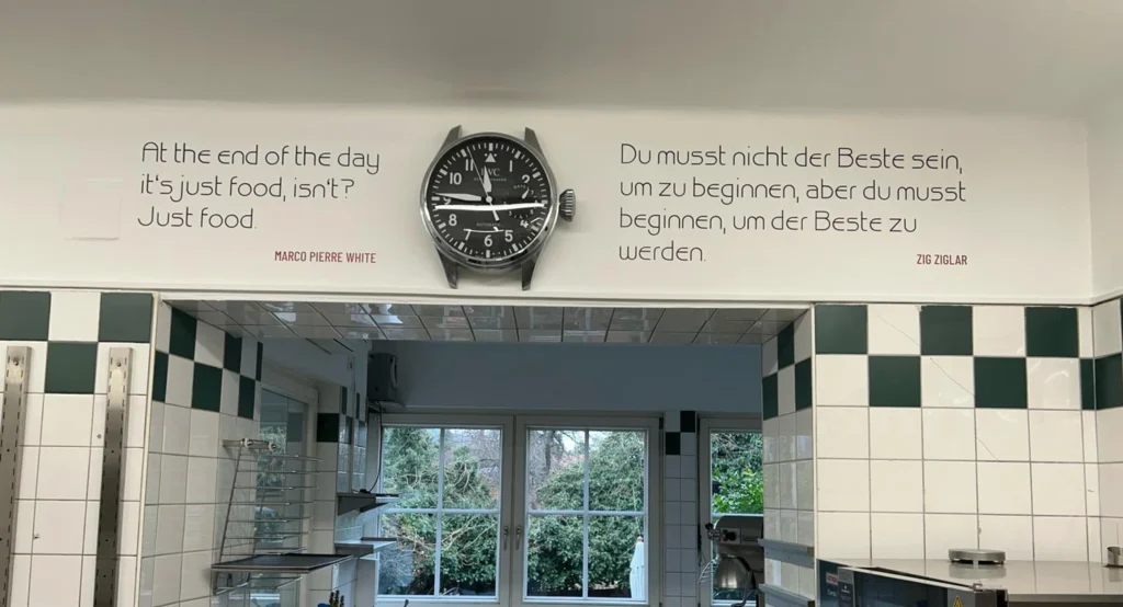 Wandfolie und Möbelfolie